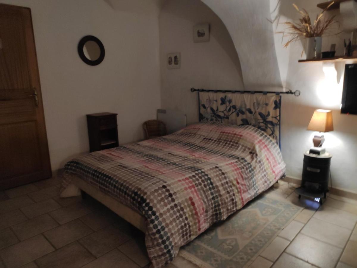Gîte La Tanière Des Alpes Bayons Extérieur photo